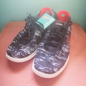 NWT! Skechers Go Step Sneakers